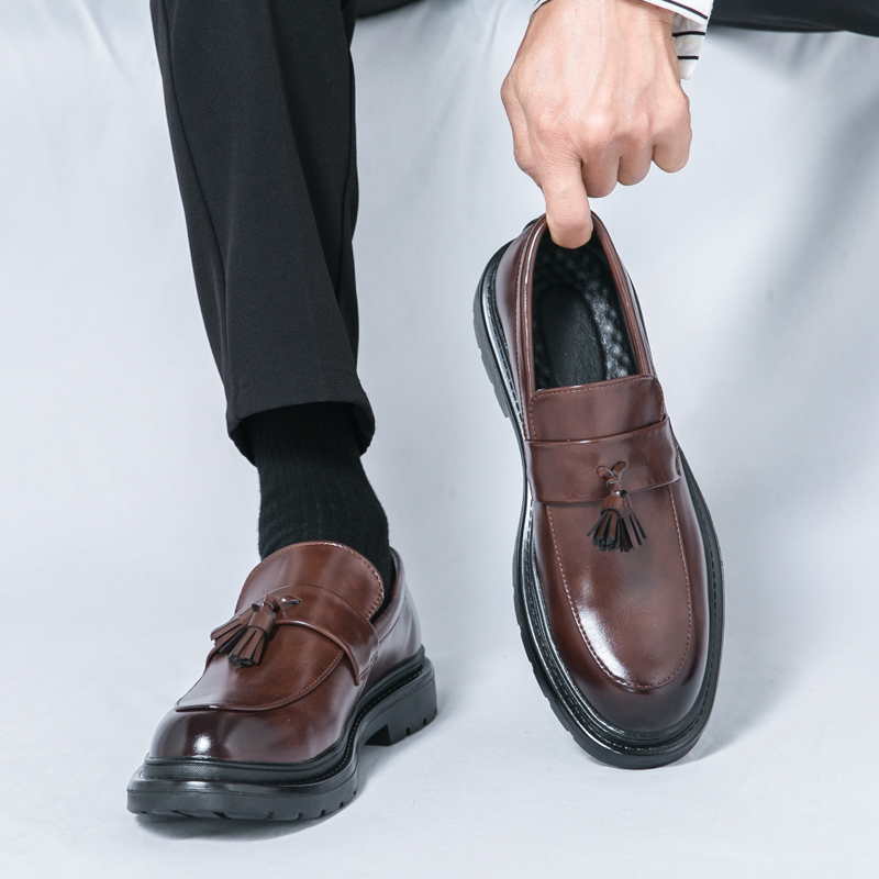 Scarpe casual in pelle antisci - Men Formal Wear Fashion recensione e prezzo