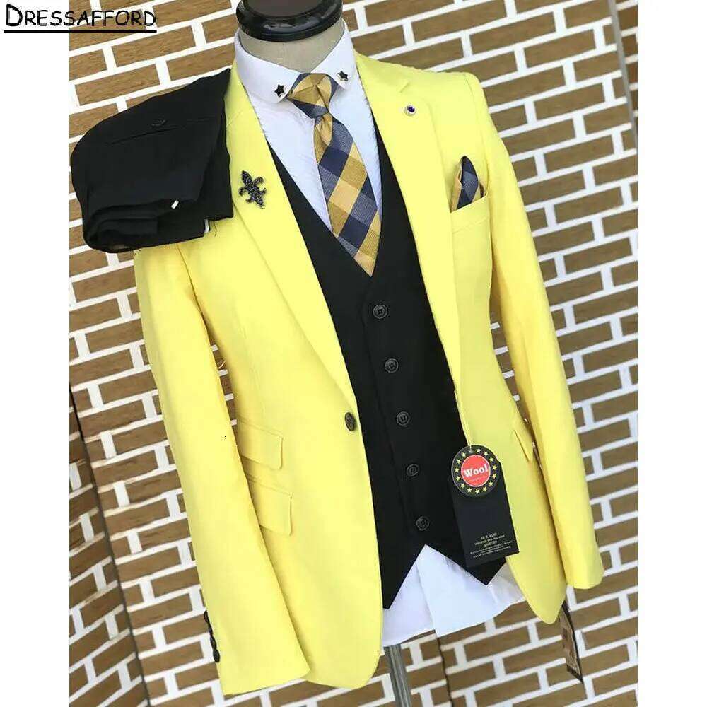 Elegante Completo Giallo da Uo - Formal Wear For Men Yellow recensione e prezzo